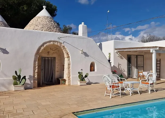 Trullo La Cicala Bianca With Private Swimmingpool Villa *
