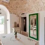 Trullo La Cicala Bianca With Private Swimmingpool