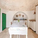 Villa Trullo La Cicala Bianca With Private Swimmingpool