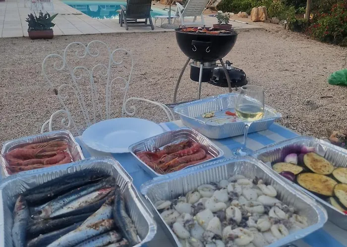 Trullo La Cicala Bianca With Private Swimmingpool וילה